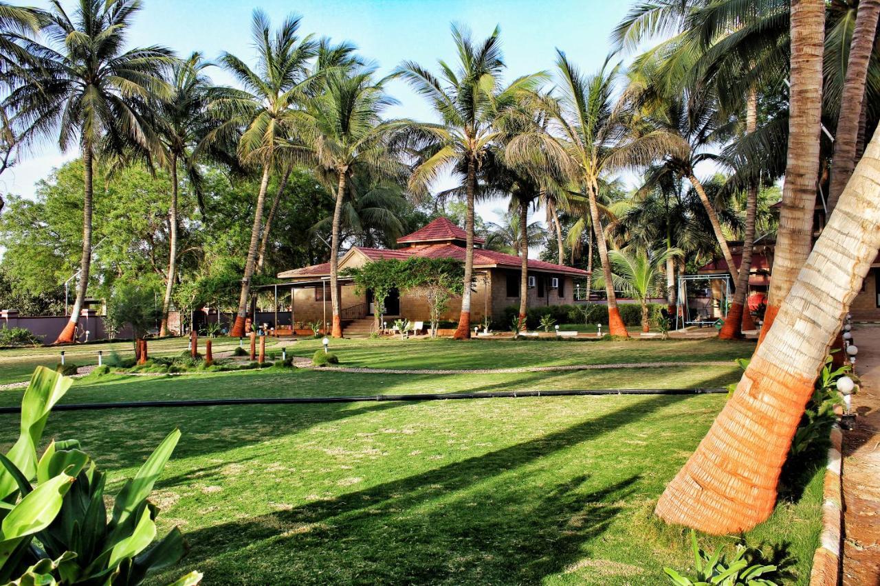 Stay Guru Resort Farm Villa Bhuj Exterior photo