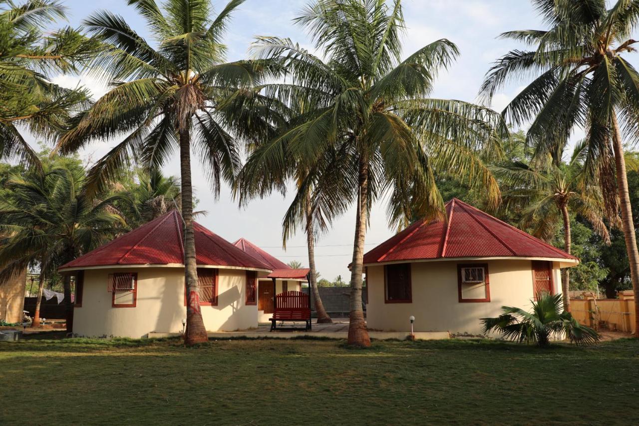 Stay Guru Resort Farm Villa Bhuj Exterior photo