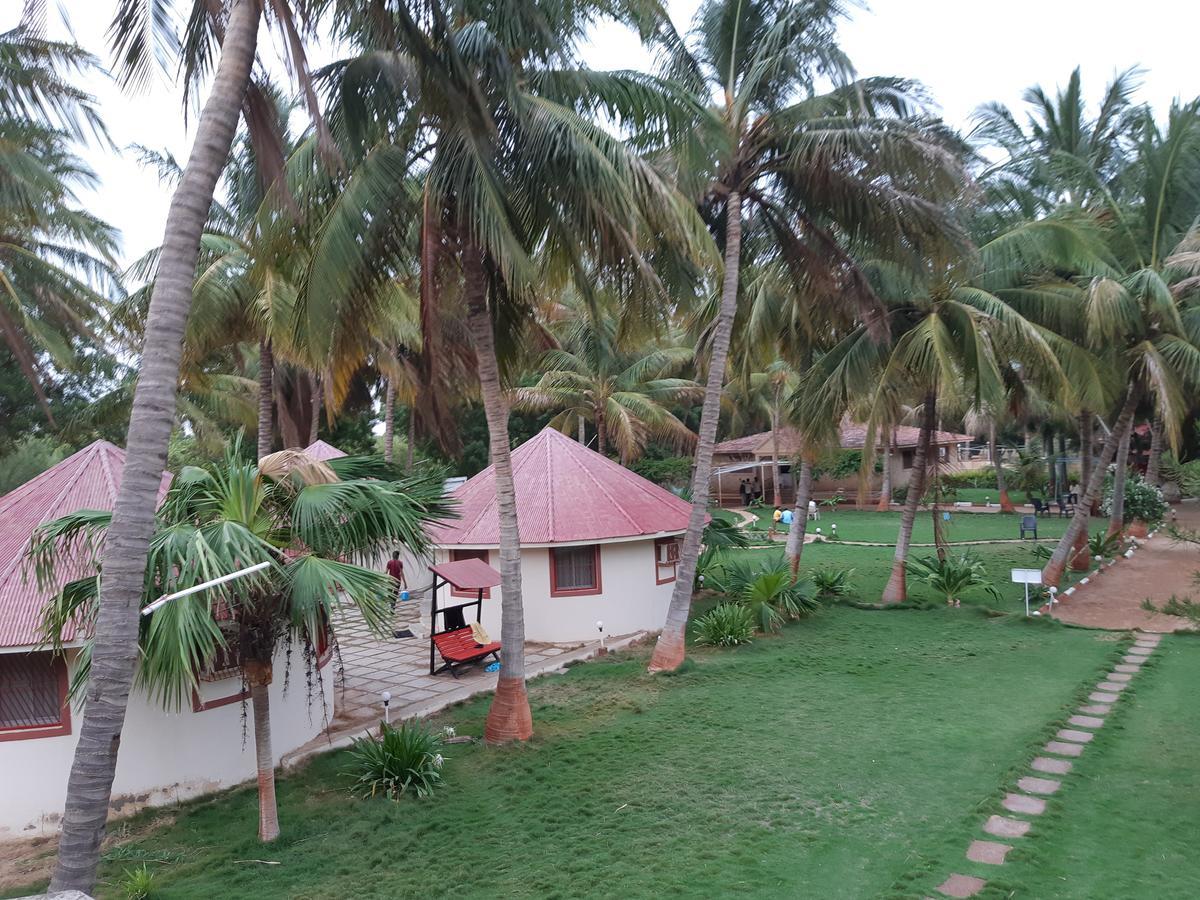 Stay Guru Resort Farm Villa Bhuj Exterior photo
